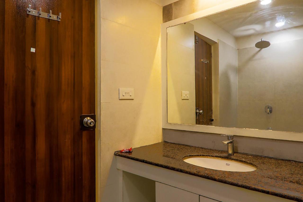 Townhouse Geetraj Near Shalimar Gateway Lucknow Hotell Eksteriør bilde