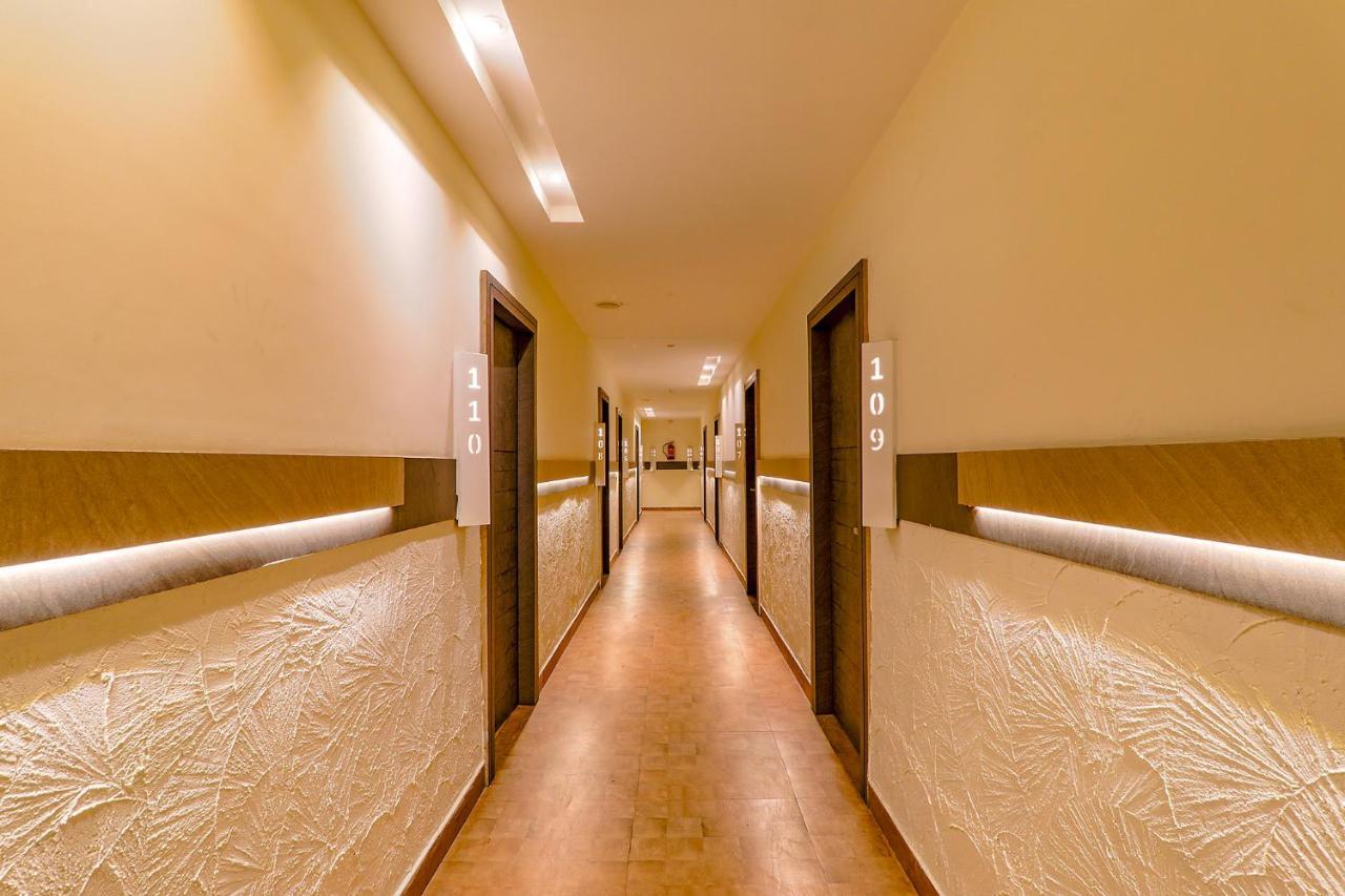 Townhouse Geetraj Near Shalimar Gateway Lucknow Hotell Eksteriør bilde