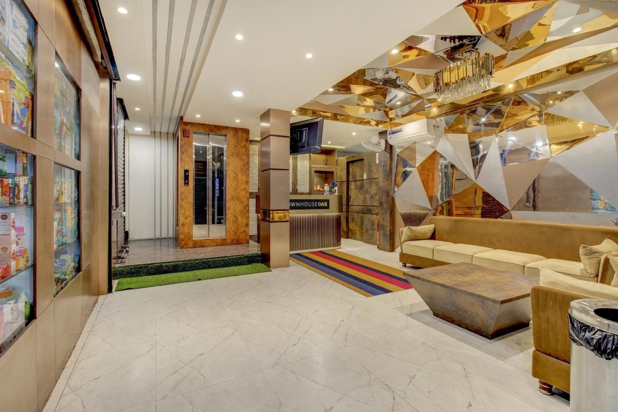 Townhouse Geetraj Near Shalimar Gateway Lucknow Hotell Eksteriør bilde