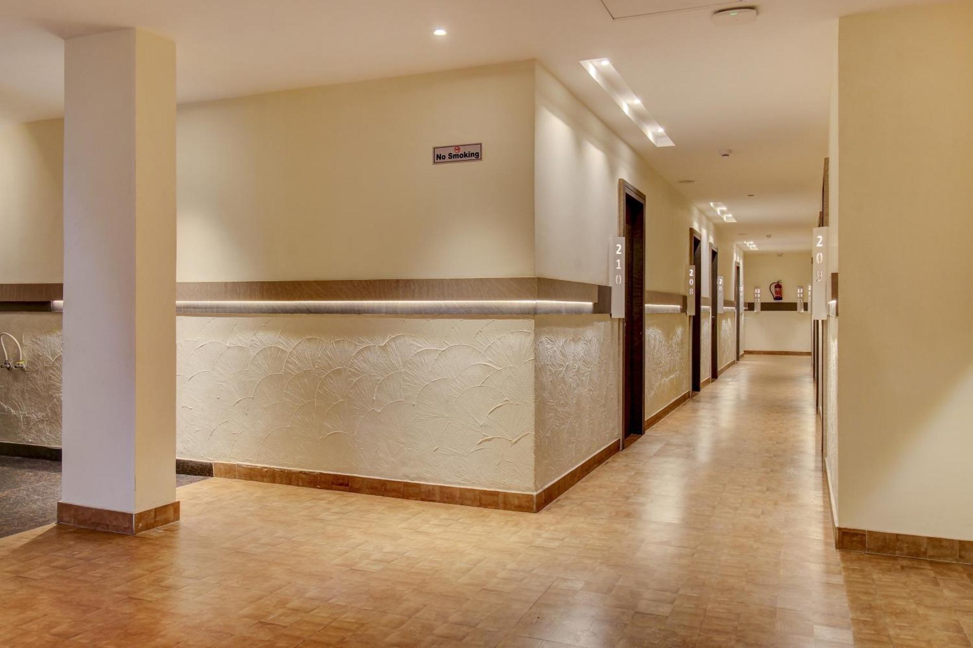 Super Townhouse Geetraj Near Shalimar Gateway Lucknow Hotell Eksteriør bilde