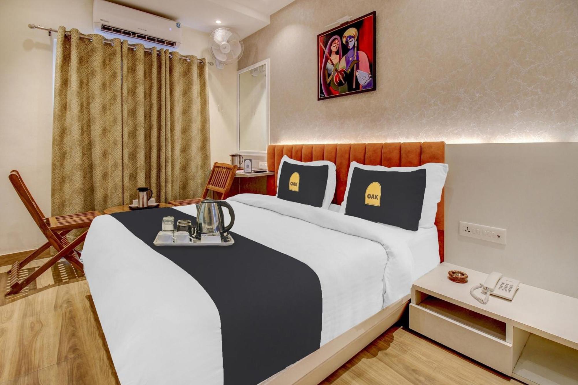 Townhouse Geetraj Near Shalimar Gateway Lucknow Hotell Eksteriør bilde