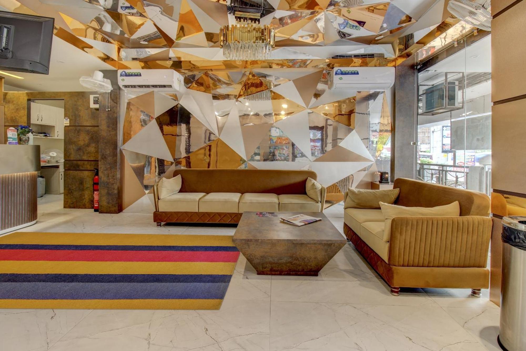 Townhouse Geetraj Near Shalimar Gateway Lucknow Hotell Eksteriør bilde